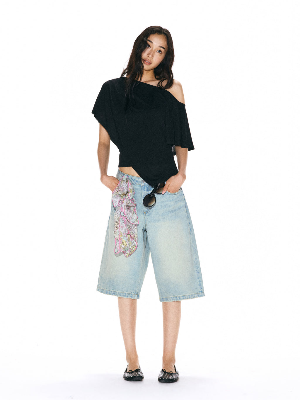 Runway Ticket Lace-Edged Slip Top （2color）