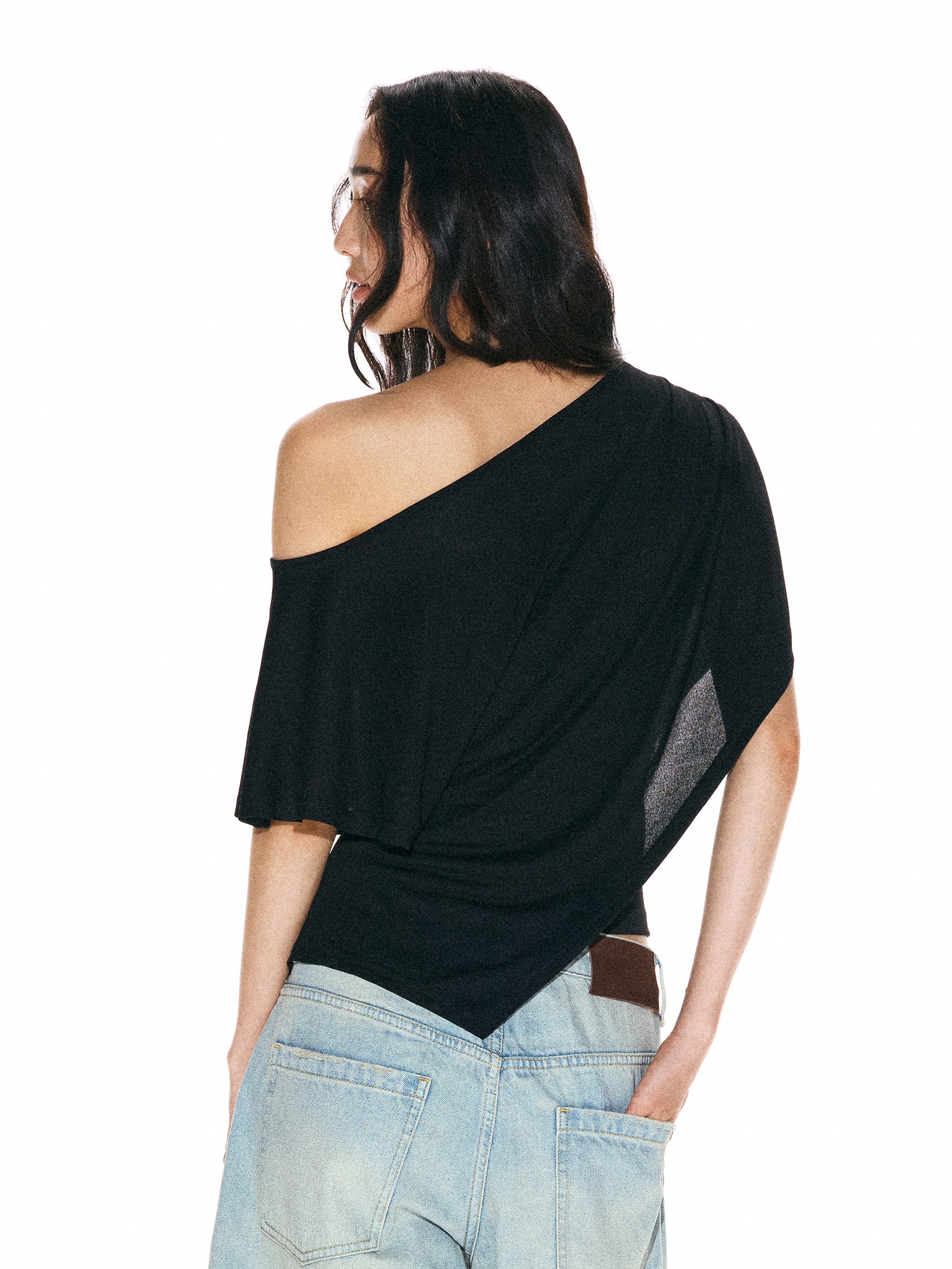 Runway Ticket Lace-Edged Slip Top （2color）